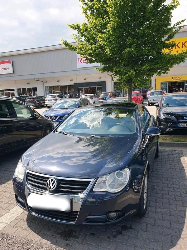 Blau Gebraucht 2006 VW Eos Cabrio | 2.800 € - Bild 1/4