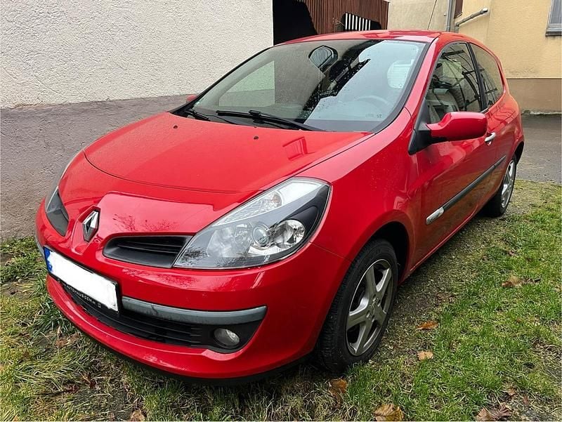 Rot Gebraucht 2009 Renault Clio III Rip Curl Kleinwagen | 3.000 € - Bild 1/4