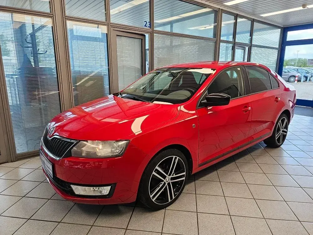 Gebraucht Skoda Rapid Ambition 105 PS (77 kW) 2014 Rot Kleinwagen