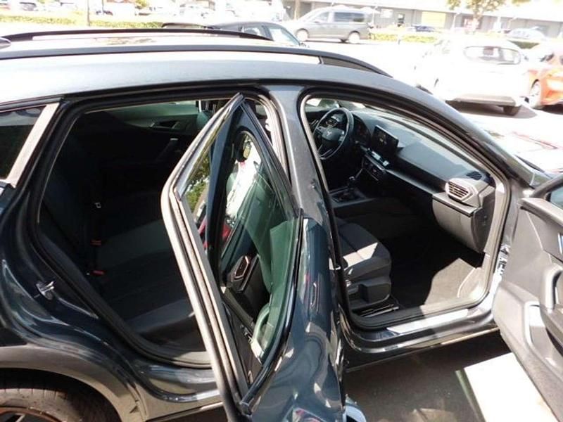 Gebraucht Cupra Formentor Basis 150 PS (110 kW) 2023 Magnetic tech metallic SUV