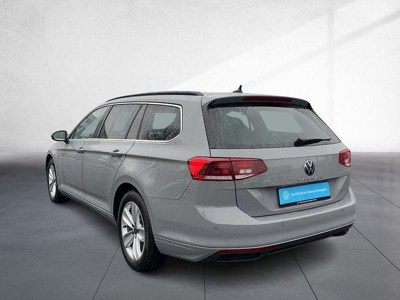 Gebraucht VW Passat Business 190 PS (139 kW) 2023 Grau Kombi
