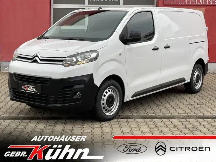 Eisweiß Gebraucht 2024 Citroën Jumpy Van / Kleinbus | 29.759 € (Etwas zu teuer) - Bild 1/3