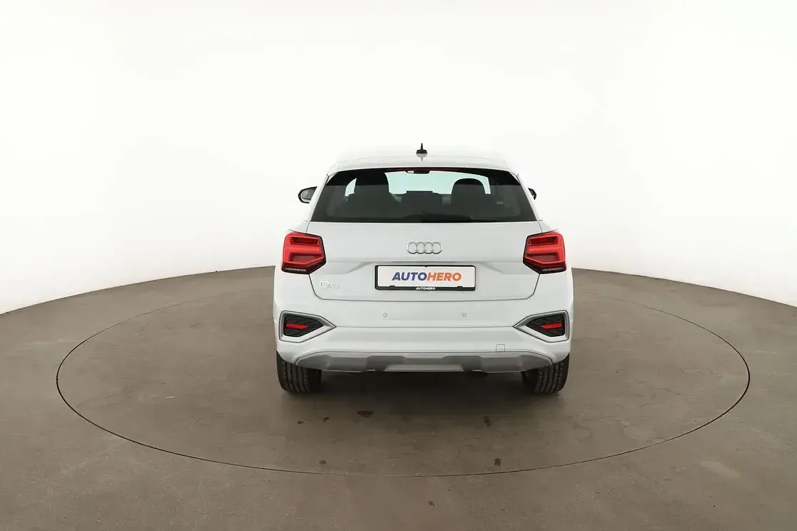 Gebraucht Audi Q2 Advanced 150 PS (110 kW) 2023 Weiß SUV