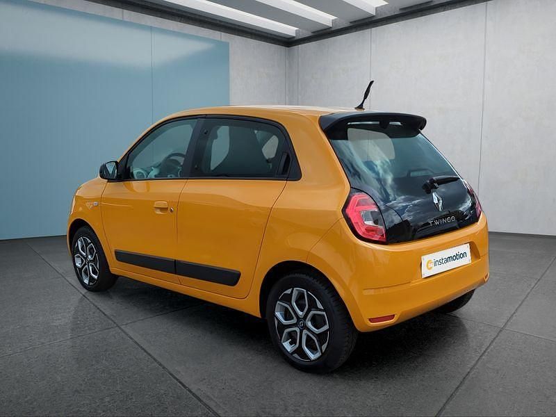 Gebraucht Renault Twingo 60 kW (82 PS) 2023 Gelb Kleinwagen