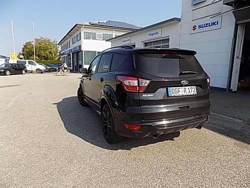 Gebraucht Ford Kuga ST-Line 179 PS (131 kW) 2018 Iridiumschwarz SUV