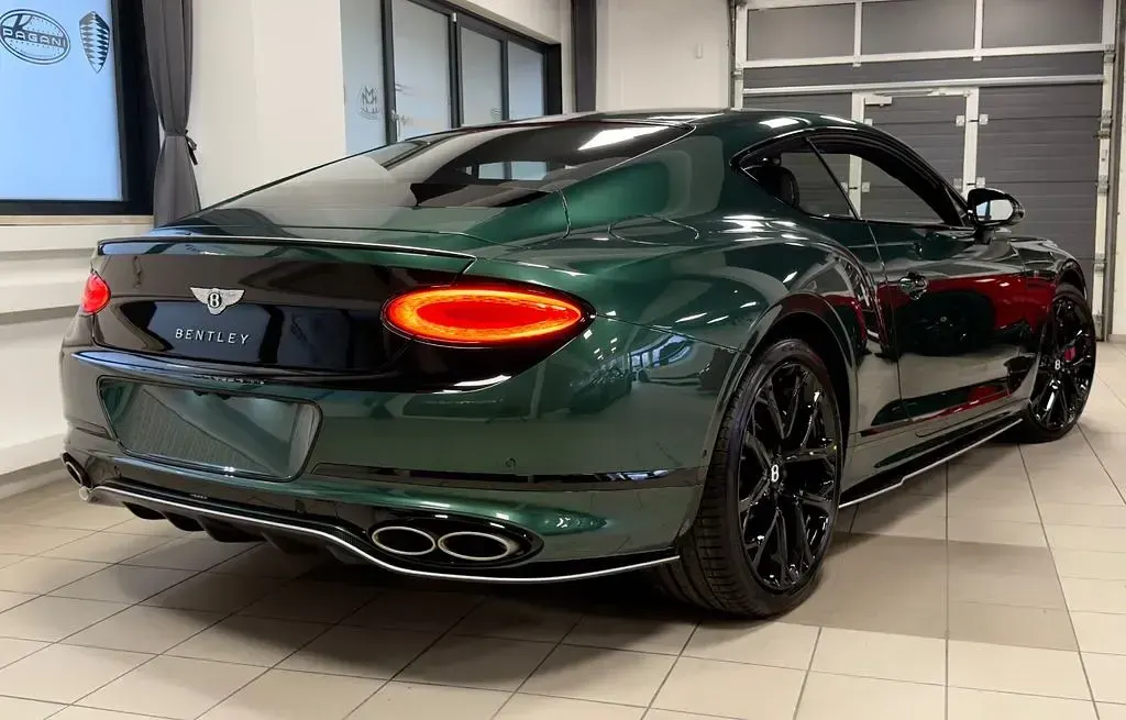Neu Bentley Continental GT 659 PS (484 kW) 2026 Grün Coupé