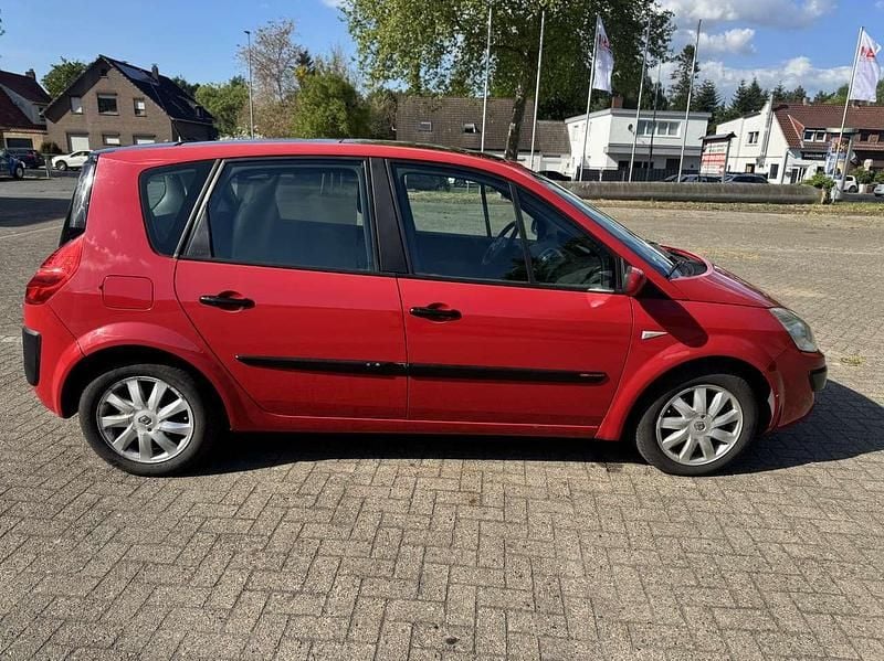 Hellrot Gebraucht 2007 Renault Scénic II Van / Kleinbus | 1.999 € (Guter Preis) - Bild 1/4
