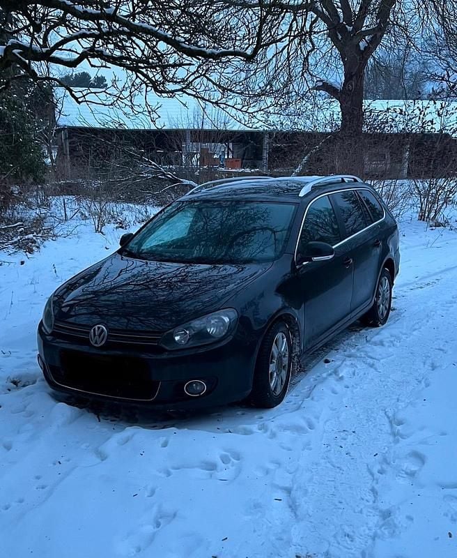 Gebraucht VW Golf 105 PS (77 kW) 2011 Schwarz Kombi