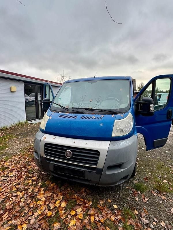 Gebraucht Fiat Ducato 101 PS (74 kW) 2011 Blau Van