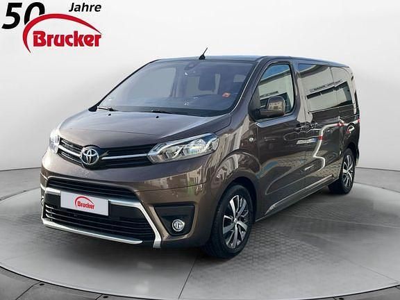 Barriquebraun metallic Gebraucht 2021 Toyota Proace Verso Plus Kombi | 32.980 € (Fairer Preis) - Bild 1/4