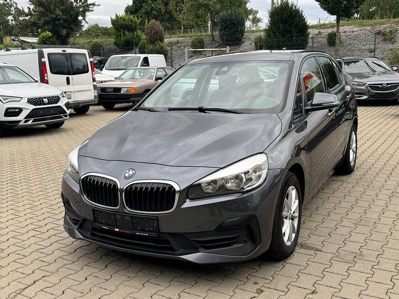 Gebraucht BMW 216 Active Tourer Performance 116 PS (85 kW) 2019 Mineralgrau metallic Van / Kleinbus