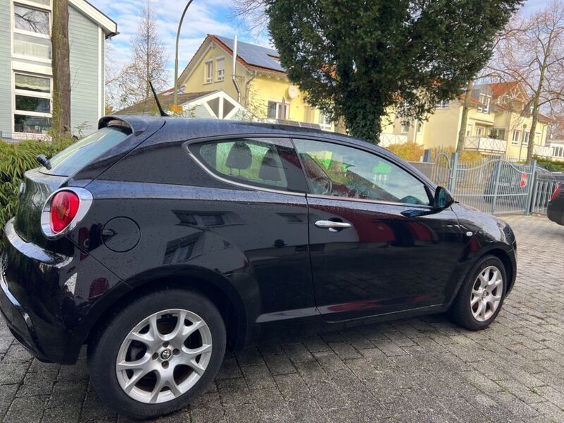 Schwarz Gebraucht 2011 Alfa Romeo MiTo Kleinwagen | 4.898 € (Fairer Preis) - Bild 1/4