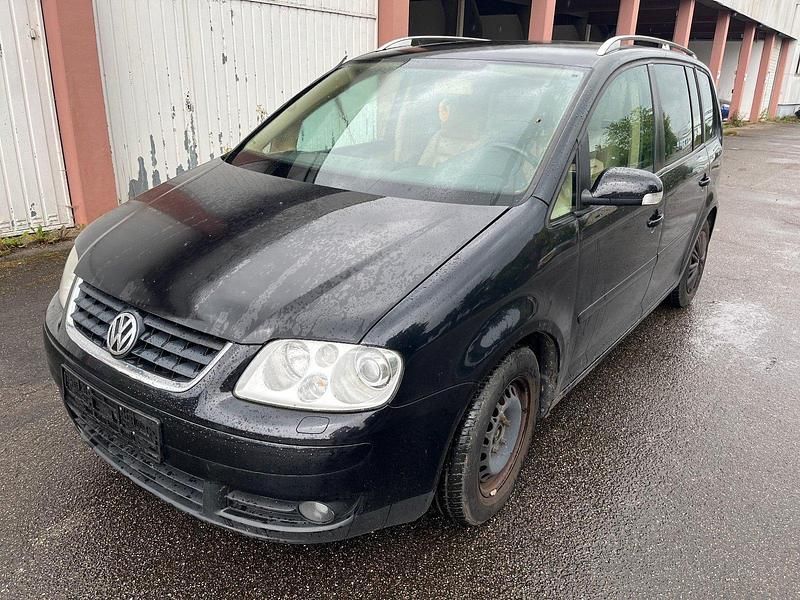 Gebraucht VW Touran 103 PS (75 kW) 2004 Schwarz Van / Kleinbus