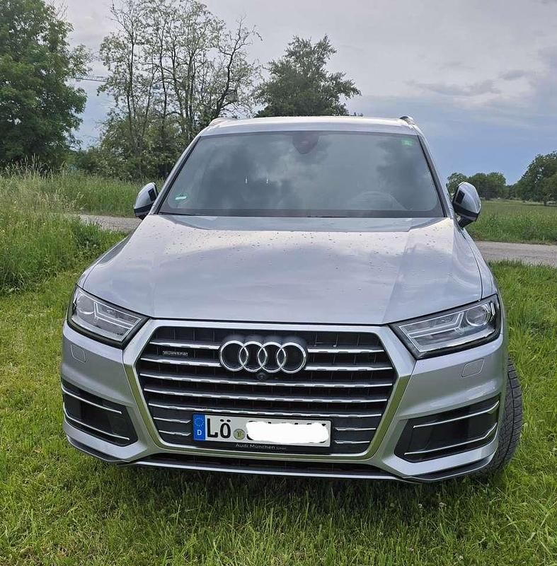 Gebraucht 2016 Audi Q7 Ambiente SUV | 33.500 € (Guter Preis) - Bild 1/4