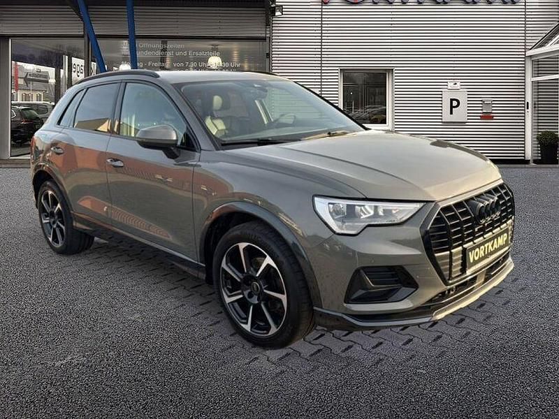 Gebraucht Audi Q3 Advanced 150 PS (110 kW) 2023 Chronosgrau (metallic) SUV