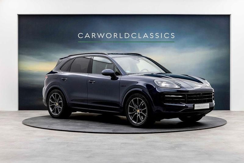 Gebraucht Porsche Cayenne 470 PS (345 kW) 2024 Blau SUV