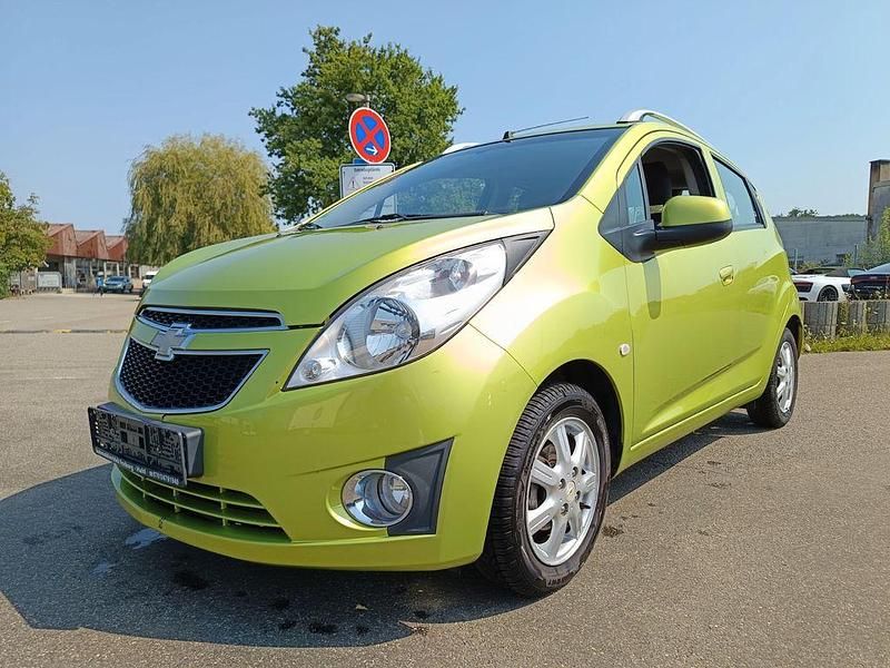 Grün Gebraucht 2011 Chevrolet Spark LS Kleinwagen | 1.999 € (Fairer Preis) - Bild 1/4