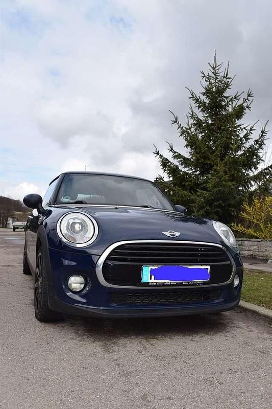 Second-hand Mini Cooper 136 CP (100 kW) 2017 Albastru Hatchback
