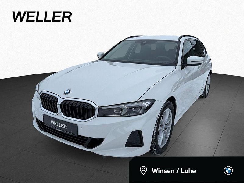 Alpinweiss iii (weiß) Gebraucht 2024 BMW 318 Comfort Edition Kombi | 33.350 € (Guter Preis) - Bild 1/4