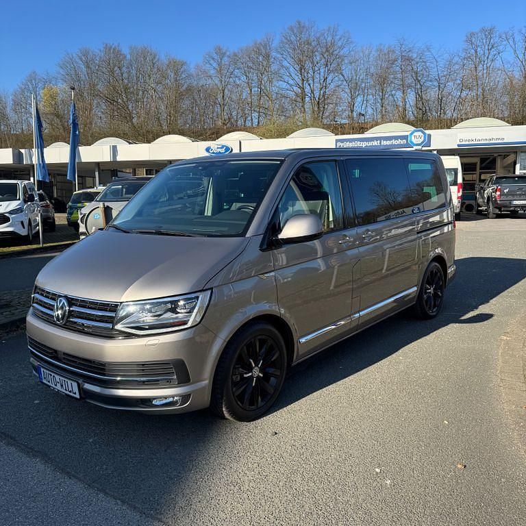 Gebraucht VW Transporter Highline 199 PS (146 kW) 2019 Beige Van