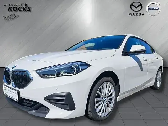 Gebraucht BMW 218 Advantage 136 PS (100 kW) 2021 Weiß Coupé