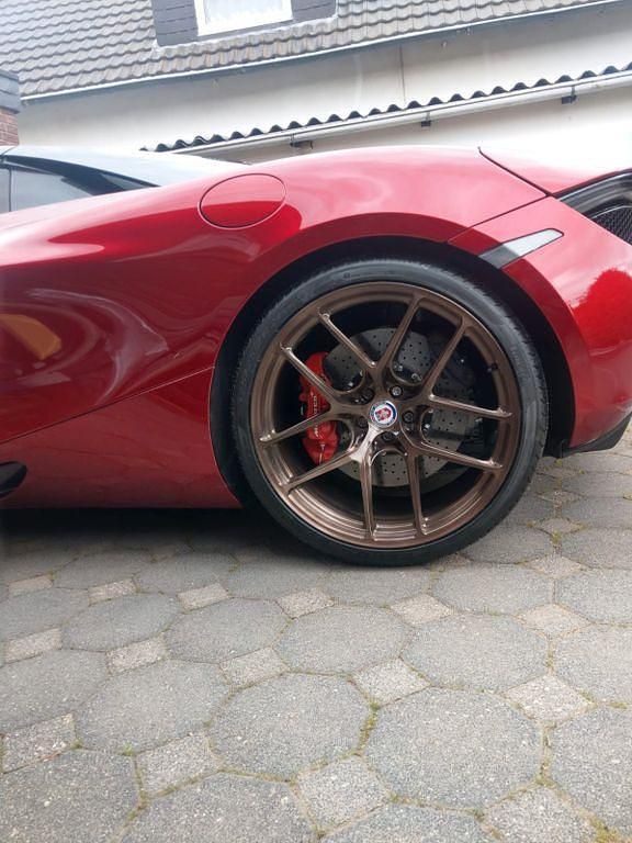 Gebraucht McLaren 720S 721 PS (530 kW) 2019 Rot Cabrio