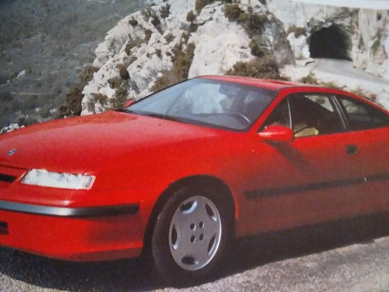 Blau Gebraucht 1991 Opel Calibra Coupé | 4.000 € - Bild 1/4