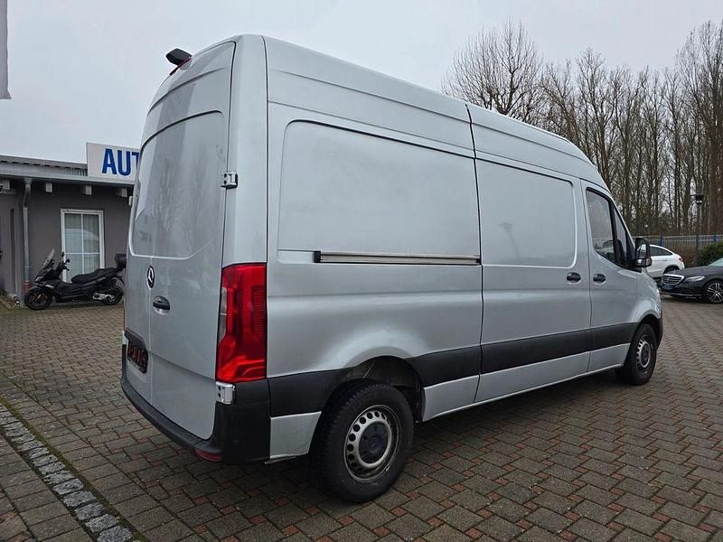Gebraucht Mercedes Sprinter 150 PS (110 kW) 2022 Silber Van