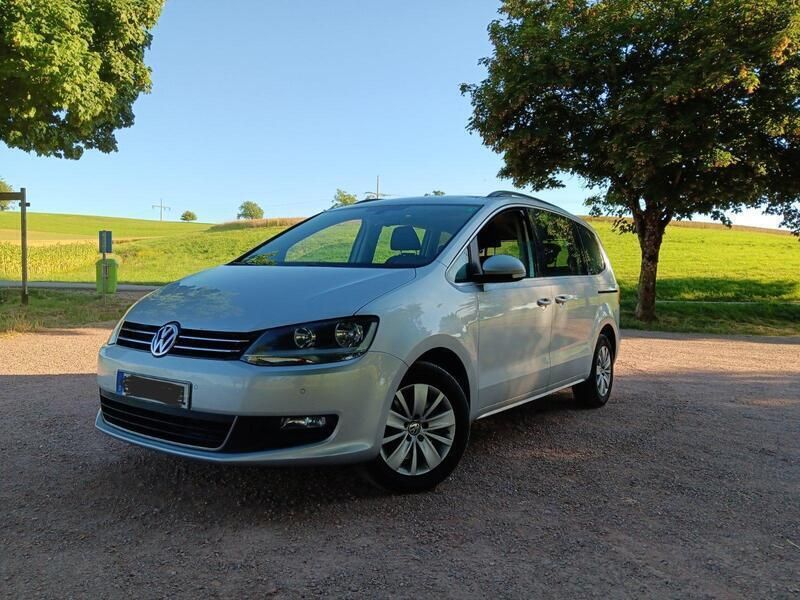 Silber Gebraucht 2012 VW Sharan Van / Kleinbus | 9.490 € (Fairer Preis) - Bild 1/4