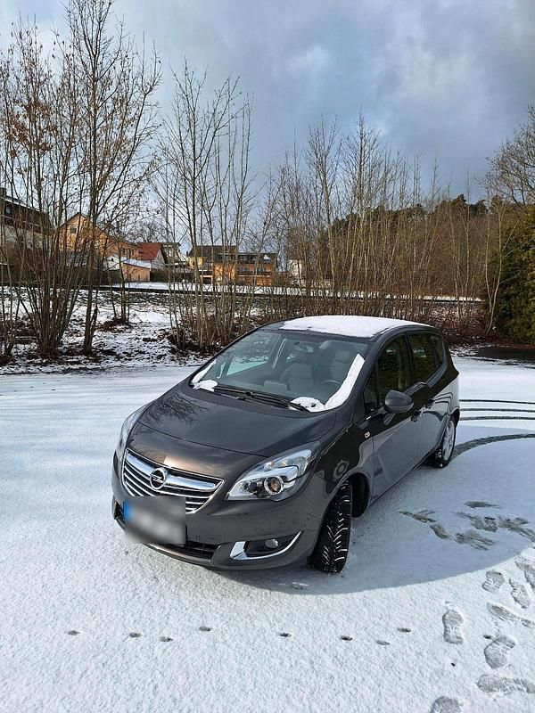 Gebraucht Opel Meriva 120 PS (88 kW) 2015 Braun Van / Kleinbus