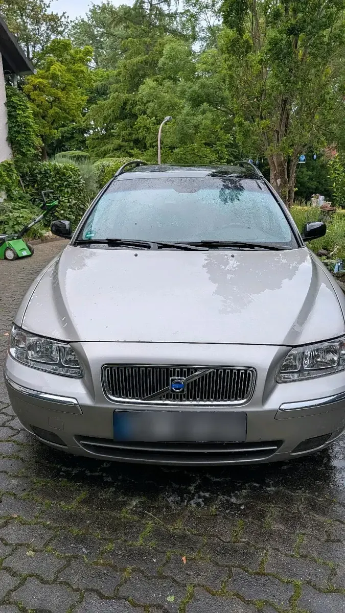 Gebraucht Volvo V70 185 PS (136 kW) 2004 Andere farben Kombi