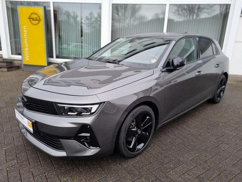 Gebraucht Opel Astra 131 PS (96 kW) 2024 Grau Limousine