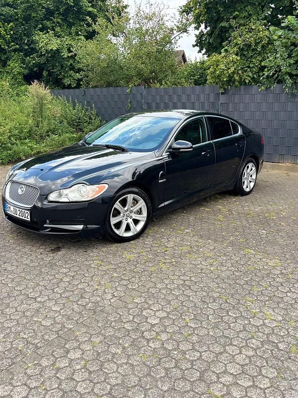 Schwarz Gebraucht 2009 Jaguar XF Limousine | 6.400 € (Fairer Preis) - Bild 1/4
