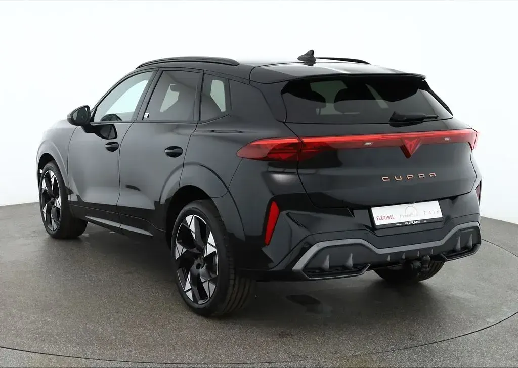 Neu Cupra Terramar 150 PS (110 kW) 2026 Midnightblackmet. SUV