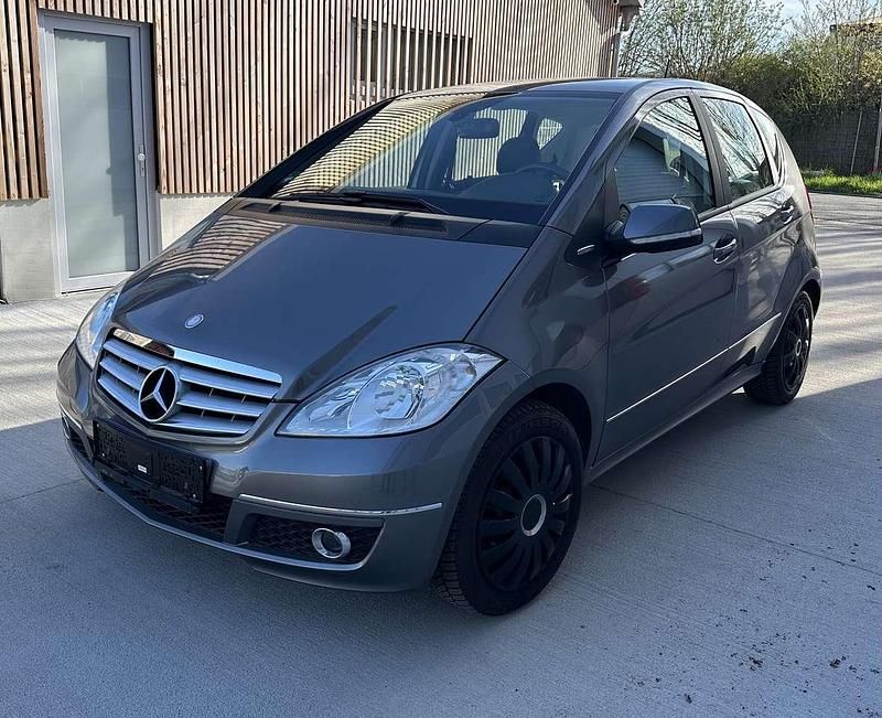Gebraucht Mercedes A160 95 PS (69 kW) 2011 Grau Kombi