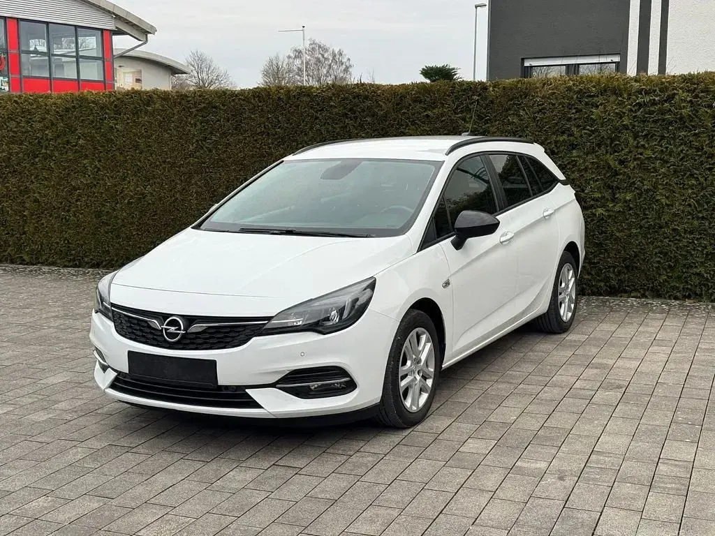 Gebraucht Opel Astra Business 122 PS (89 kW) 2021 Schneeweiss/olympic/summit whi Kombi
