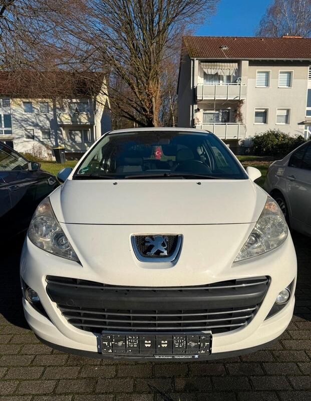 Weiß Gebraucht 2009 Peugeot 207 Kleinwagen | 1.200 € (Superpreis) - Bild 1/3