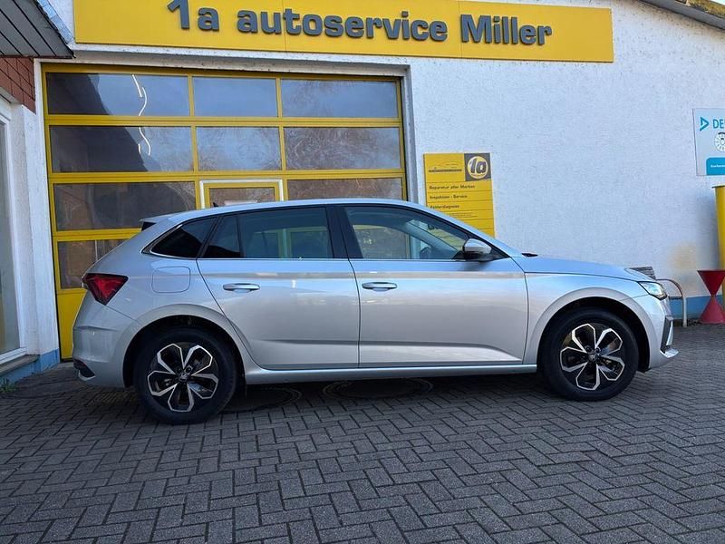 Gebraucht Skoda Scala 116 PS (85 kW) 2025 Silber Kleinwagen
