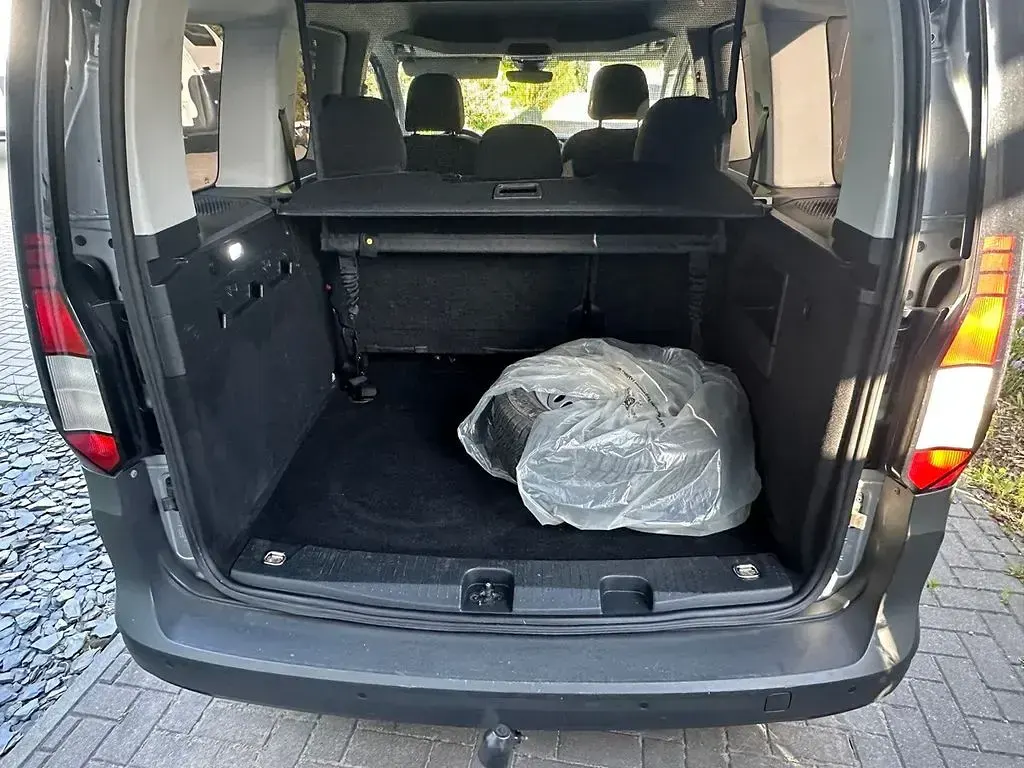 Gebraucht VW Caddy 122 PS (89 kW) 2023 Silber Van / Kleinbus