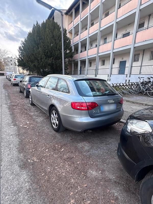 Gebraucht Audi A4 140 PS (102 kW) 2010 Silber Kombi