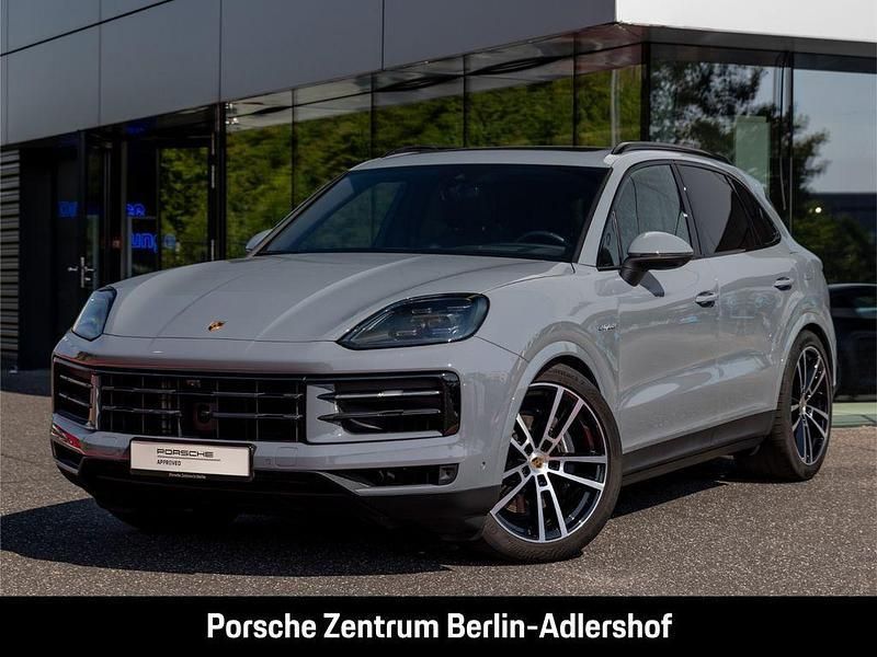 Grau Gebraucht 2023 Porsche Cayenne SUV | 97.900 € (Etwas zu teuer) - Bild 1/4