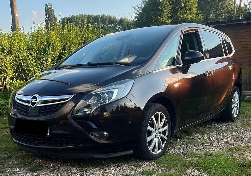 Gebraucht Opel Zafira Tourer 165 PS (121 kW) 2014 Braun Van / Kleinbus