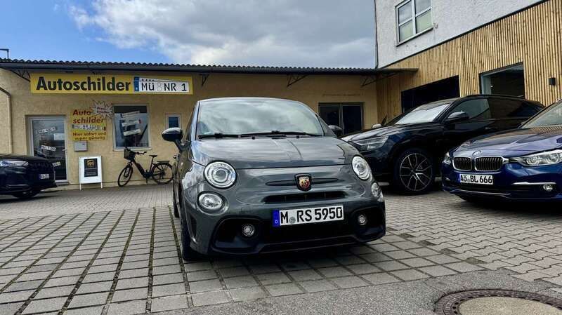 Grau Gebraucht 2018 Abarth 595 Competizione Kleinwagen | 16.500 € (Guter Preis) - Bild 1/4