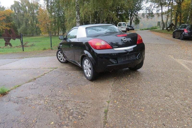 Gebraucht Opel Tigra Edition 90 PS (66 kW) 2009 Schwarz Cabrio