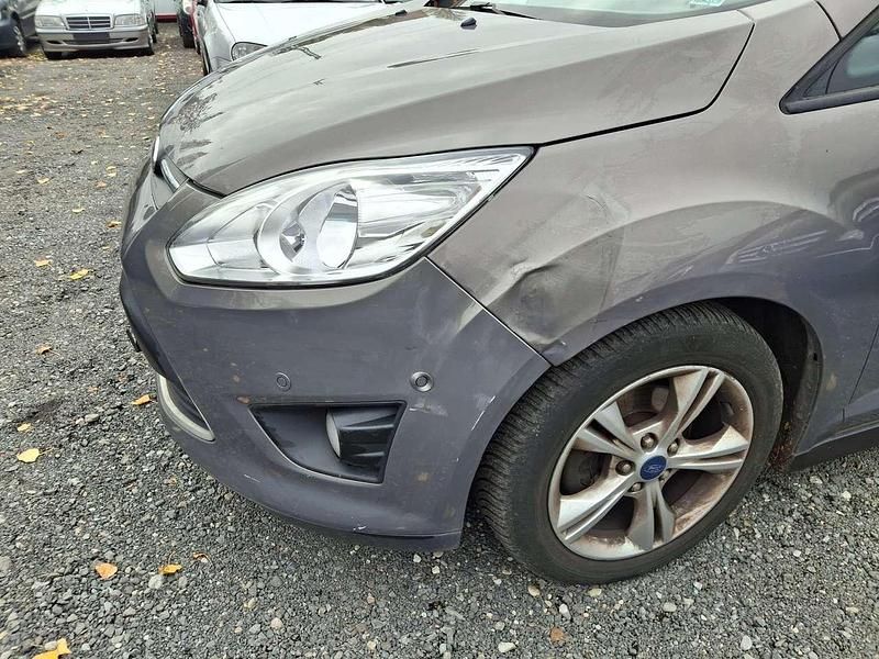 Gebraucht Ford C-MAX Champions Edition 125 PS (91 kW) 2014 Brisbane braun (met.) Van / Kleinbus