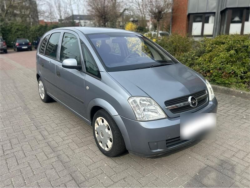 Gebraucht Opel Meriva 101 PS (74 kW) 2003 Silber Van / Kleinbus