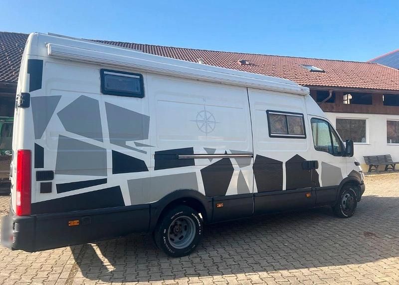 Gebraucht Iveco Daily 166 PS (122 kW) 2006 Weiß Van / Kleinbus