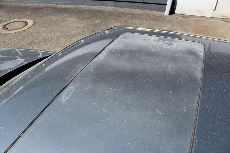 Gebraucht Mercedes 230 132 PS (97 kW) 1993 Silber Coupé