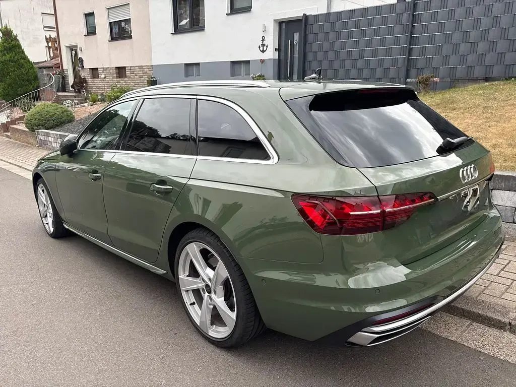 Gebraucht Audi A4 S-Line 150 PS (110 kW) 2024 Grün Kombi