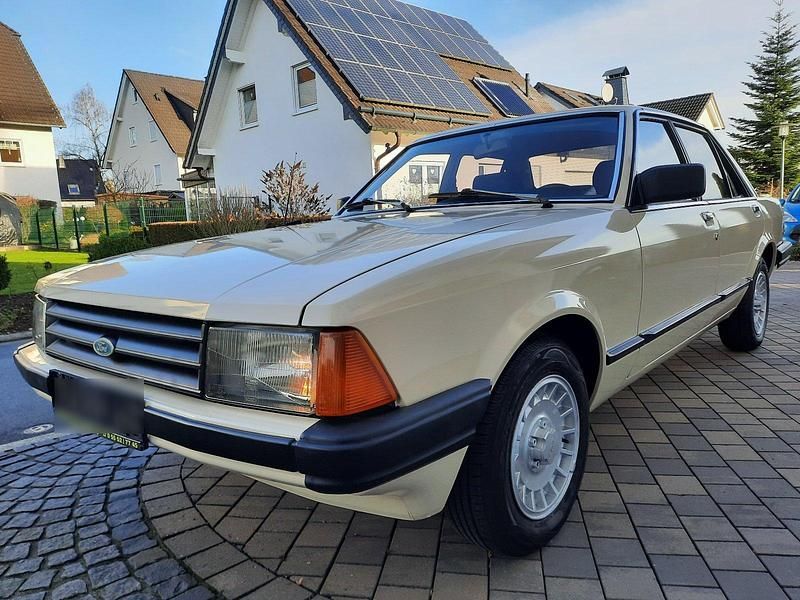 Beige Gebraucht 1983 Ford Granada Limousine | 5.500 € - Bild 1/4